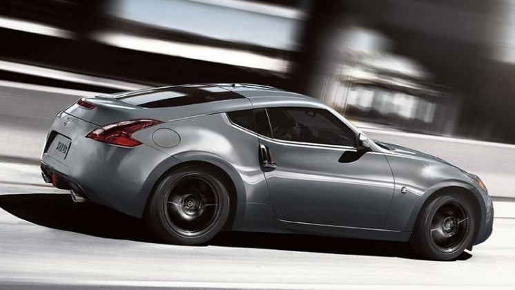 2019 Nissan 370 Z Coupe 08